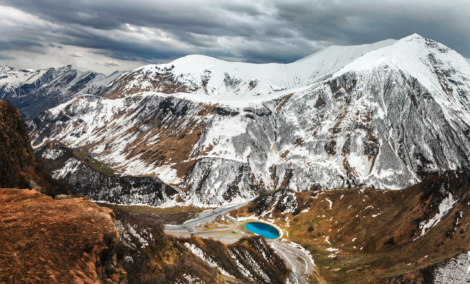 jinvali water reservoir blue lake