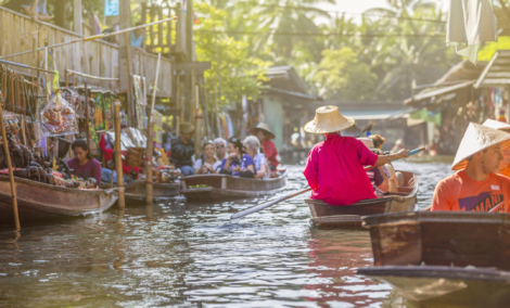 Damnoen saduak floating market