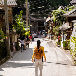 Mae Kampong village street