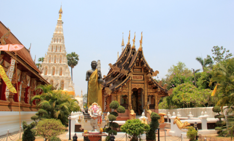 Wat Chedi Liam or Wat Ku Kham Temple